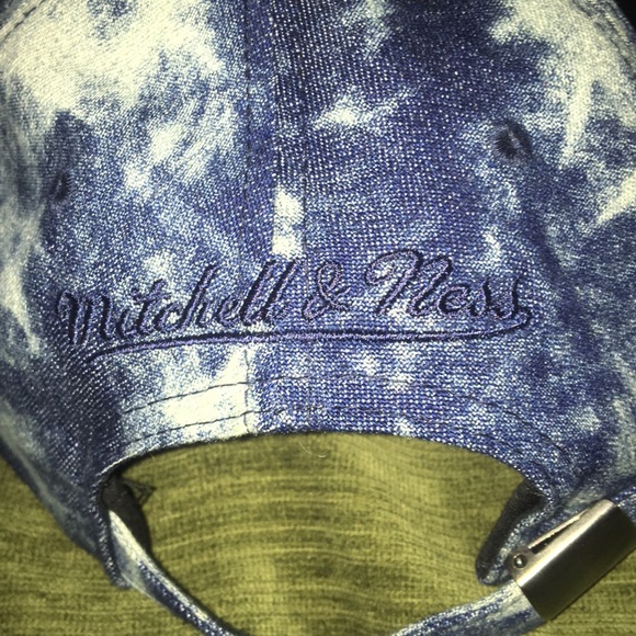 Denim Mitchell & Ness Chicago Bulls adjustable hat - Picture 3 of 6